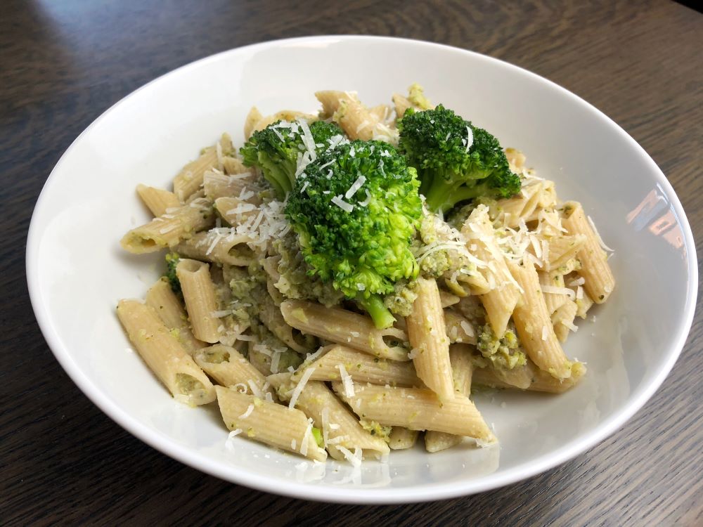 Brcoccoli pasta met ansjovis